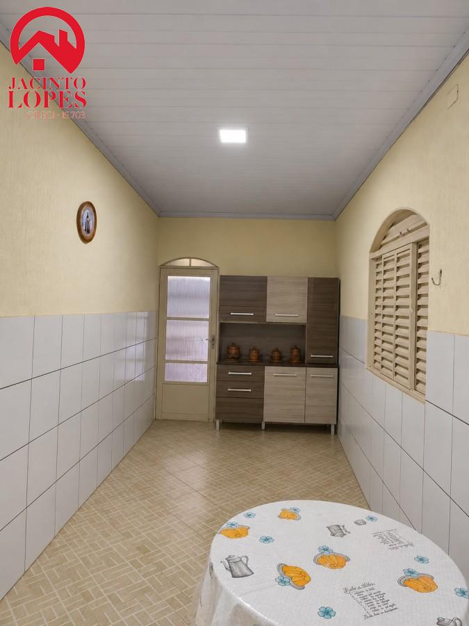 Casa, 3 quartos, 195 m² - Foto 8