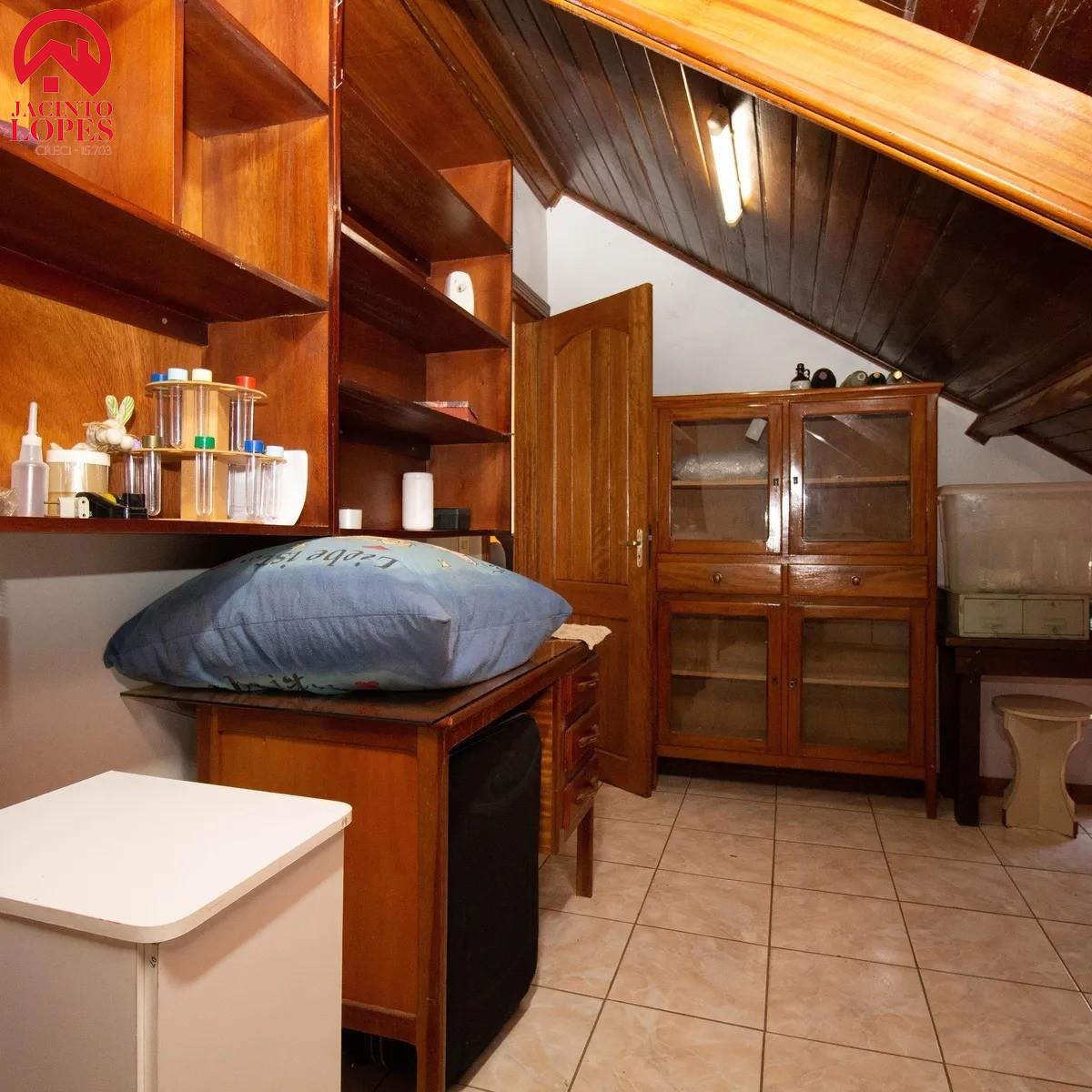 Casa, 5 quartos, 128 m² - Foto 8